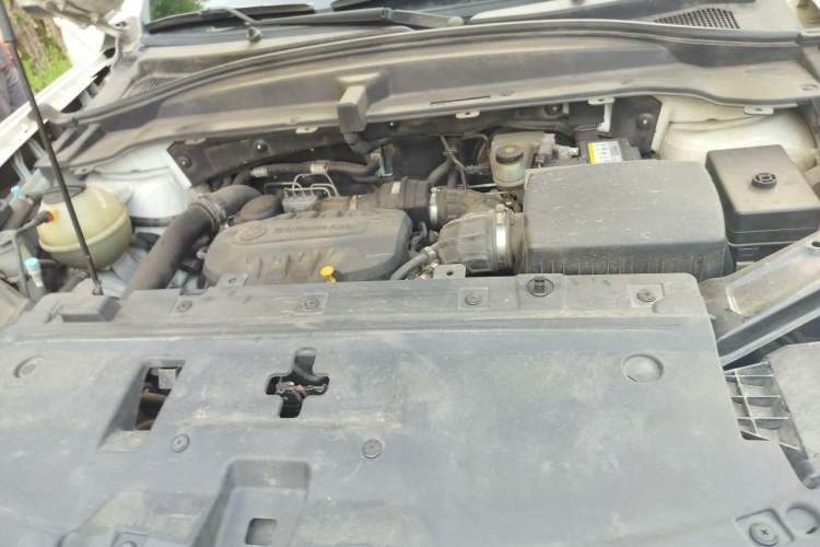 Used Brilliance V6 2018 1.5T Automatic Prestige Model Engine Bay