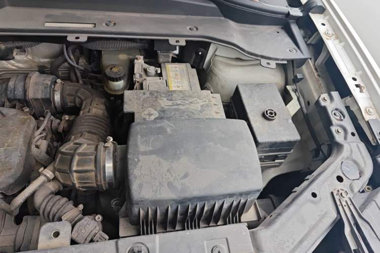 Used Brilliance V6 2018 1.5T Automatic Prestige Model Engine Bay Left