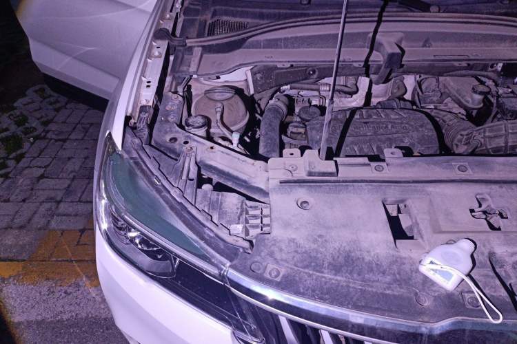 Used Brilliance V6 2018 1.5T Automatic Luxury Model Engine Bay Right