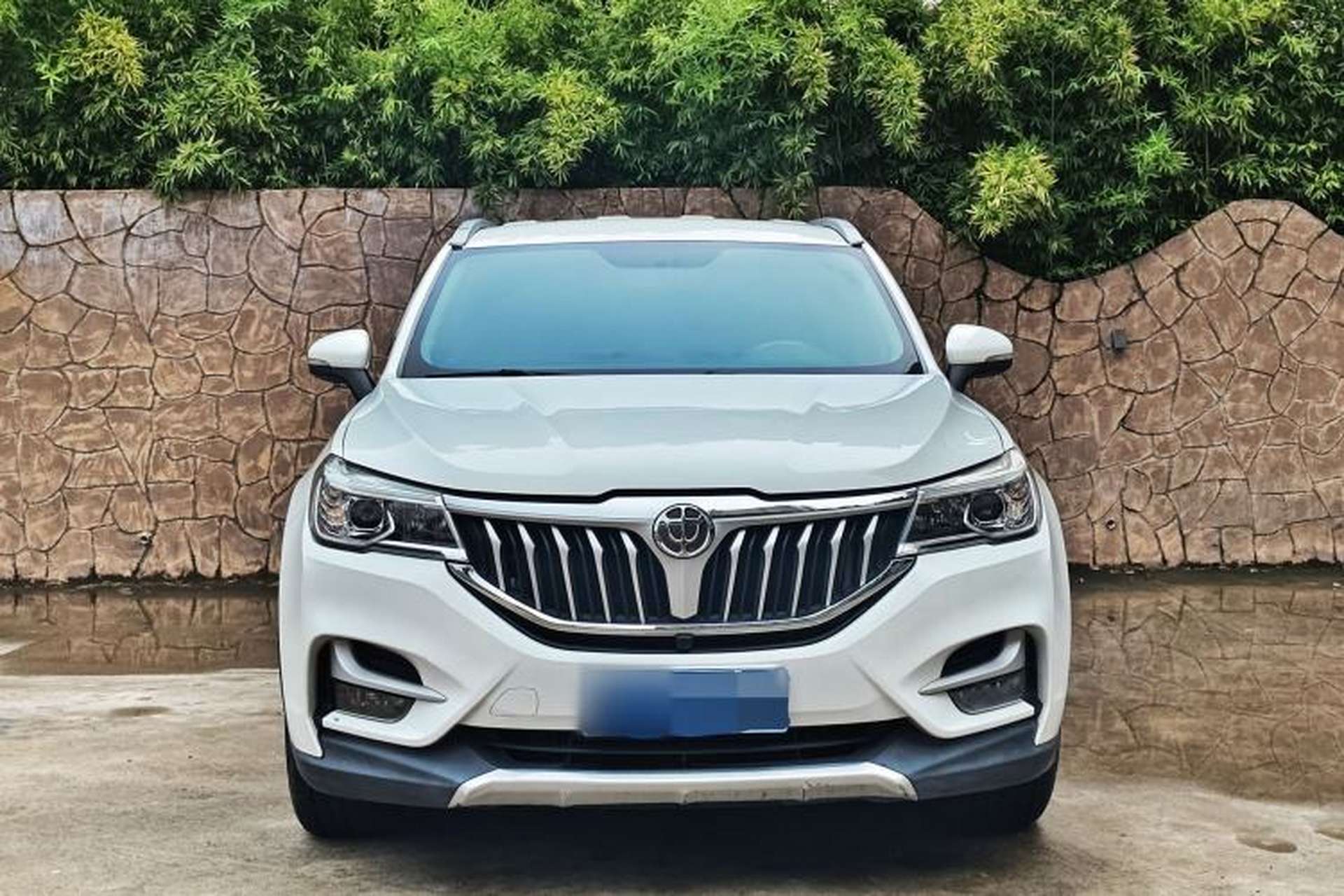 Used Brilliance V6 2018 1.5T Automatic Luxury Model Exterior 1