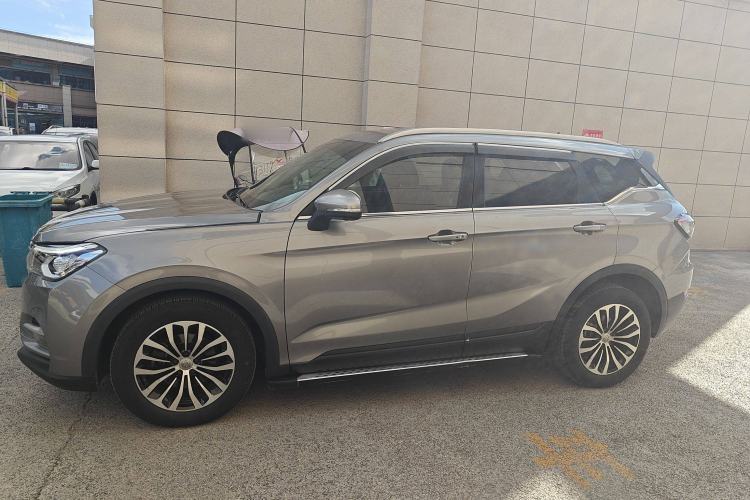 Used Brilliance V6 2018 1.5T Automatic Luxury Model Exterior 3