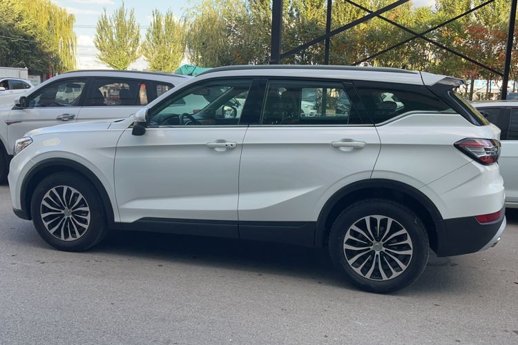 Used Brilliance V6 2018 1.5T Manual Luxury Model Exterior 3