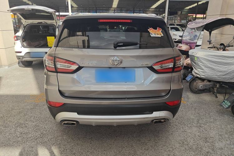 Used Brilliance V6 2018 1.5T Automatic Luxury Model Exterior 4
