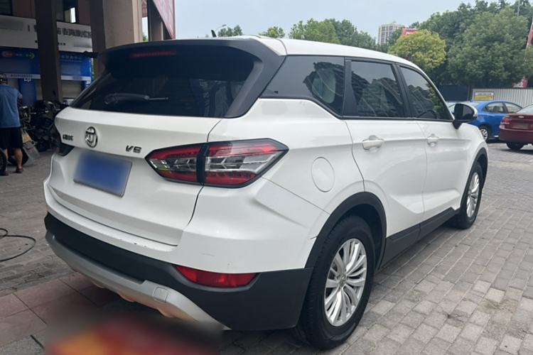 Used Brilliance V6 2018 1.5T Manual Elite Model Exterior 5
