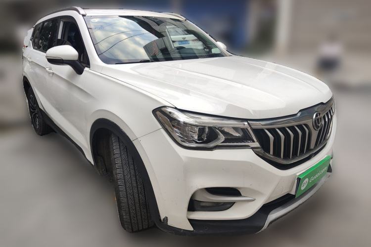 Used Brilliance V6 2018 1.5T Automatic Prestige Model Front Right 45 Deg