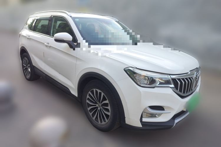 Used Brilliance V6 2018 1.5T Automatic Prestige Model Front Right 45 Deg