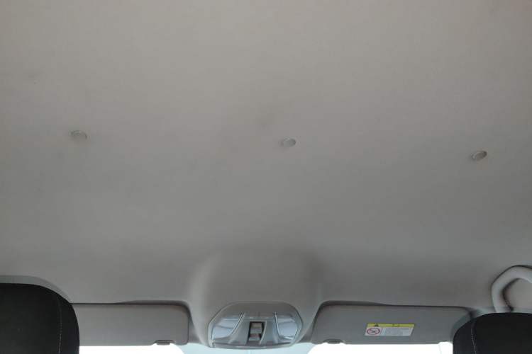 Used Brilliance V6 2018 1.5T Manual Elite Model Headliner