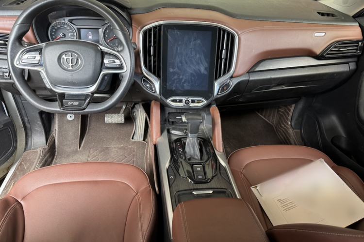 Used Brilliance V6 2018 1.5T Automatic Luxury Model Interior 1
