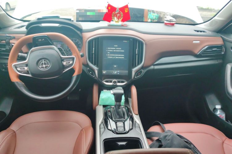 Used Brilliance V6 2018 1.5T Automatic Luxury Model Interior 2
