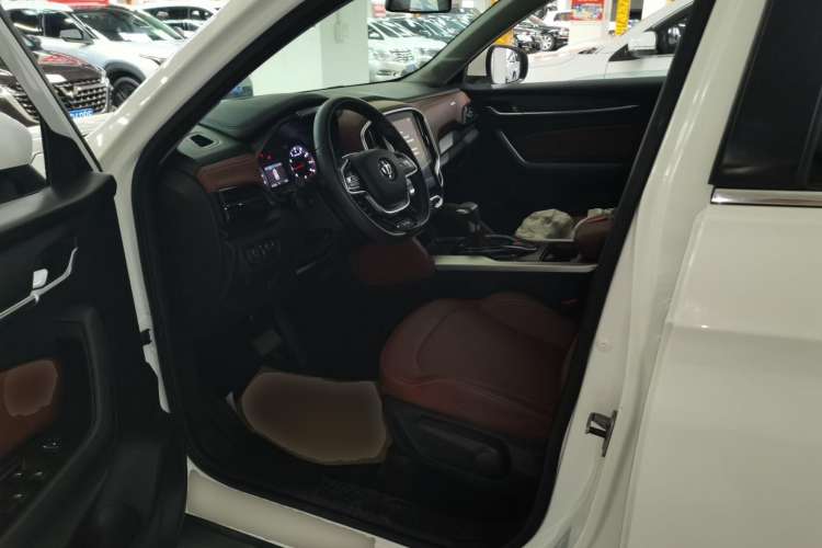Used Brilliance V6 2018 1.5T Automatic Luxury Model Left Front Seat