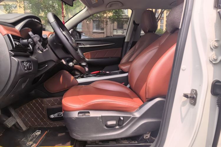 Used Brilliance V6 2018 1.5T Automatic Flagship Model Left Front Seat