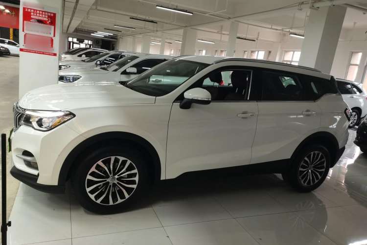 Used Brilliance V6 2018 1.5T Automatic Luxury Model Left Side