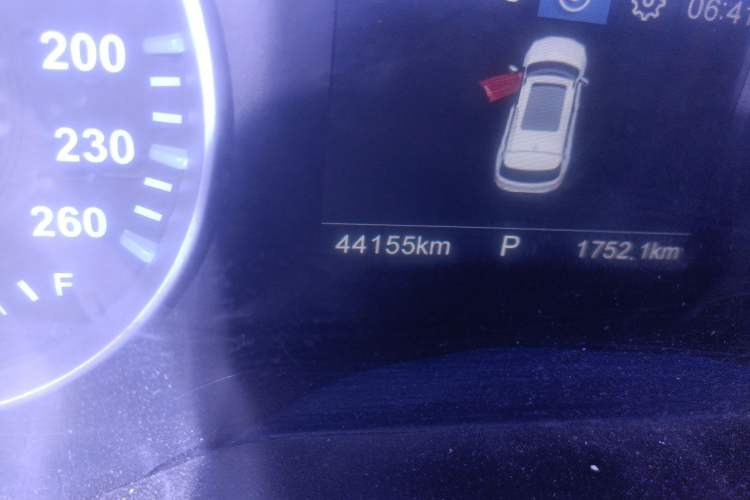 Used Brilliance V6 2018 1.5T Automatic Luxury Model Odometer Close Up