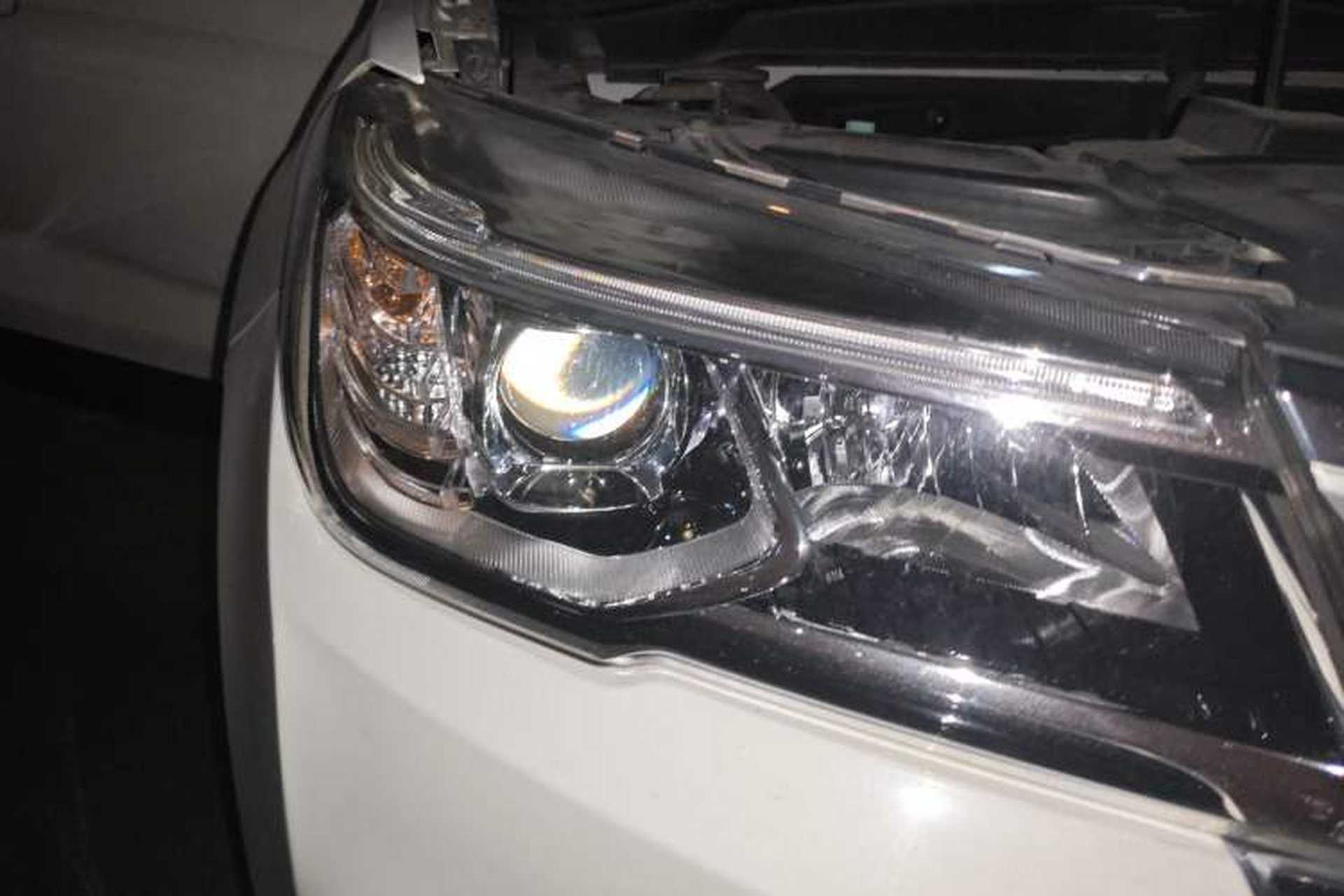 Used Brilliance V6 2018 1.5T Manual Luxury Model Right Front Headlight