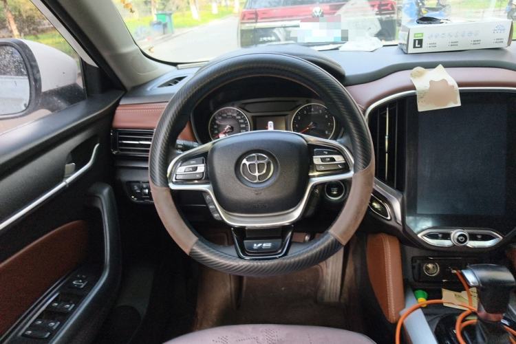 Used Brilliance V6 2018 1.5T Automatic Prestige Model Steering Wheel