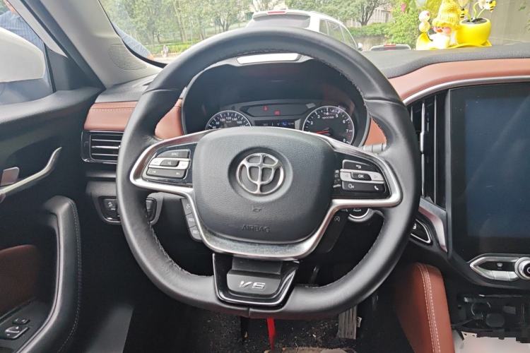 Used Brilliance V6 2018 1.5T Automatic Prestige Model Steering Wheel