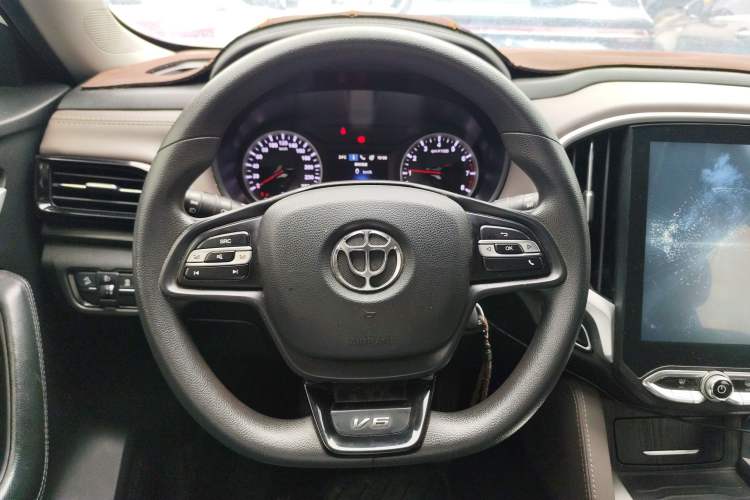 Used Brilliance V6 2018 1.5T Manual Elite Model Steering Wheel