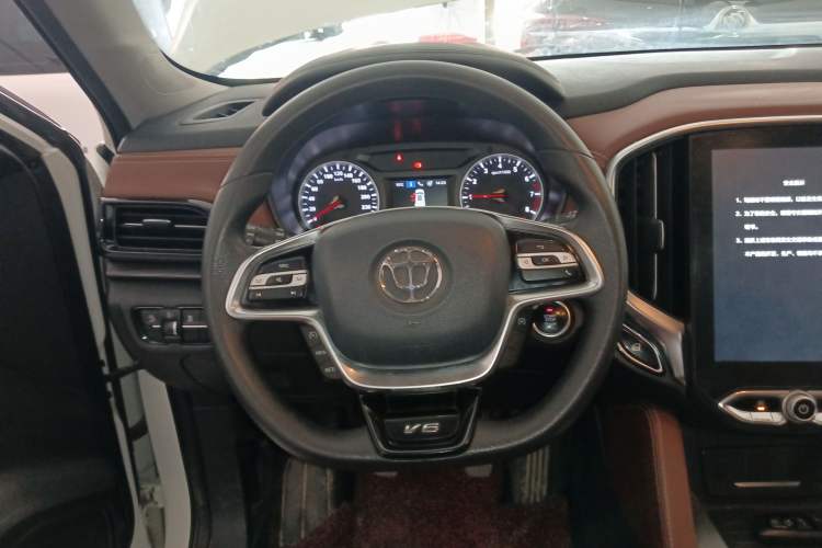 Used Brilliance V6 2018 1.5T Manual Luxury Model Steering Wheel