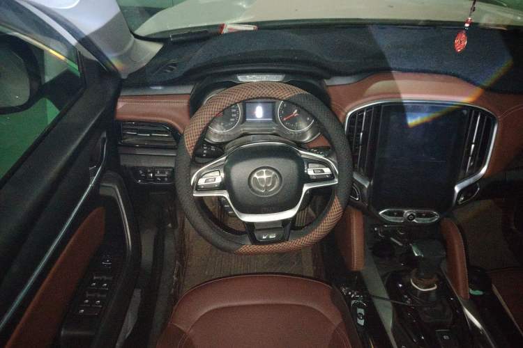 Used Brilliance V6 2018 1.5T Automatic Prestige Model Steering Wheel
