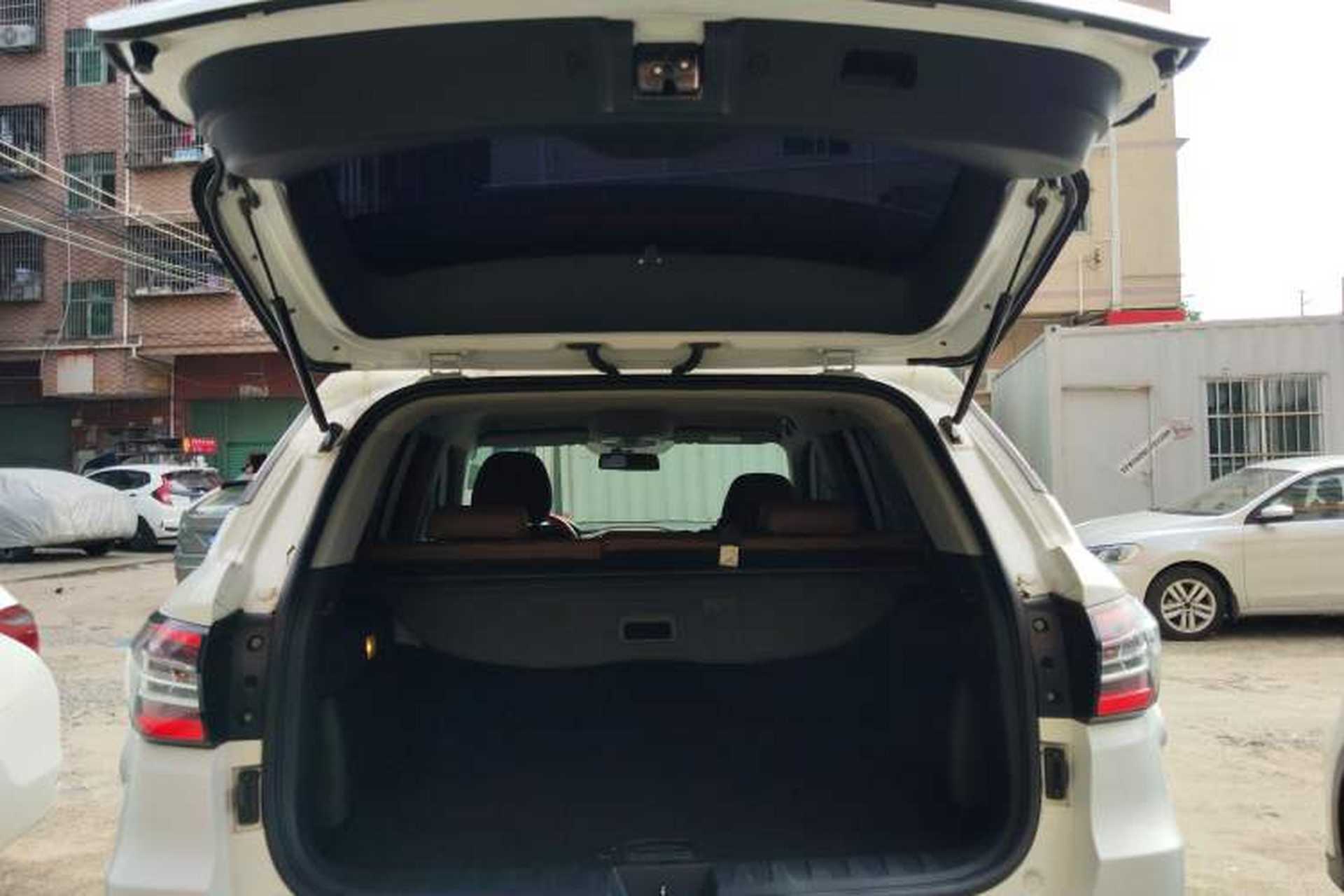 Used Brilliance V6 2018 1.5T Automatic Luxury Model Trunk