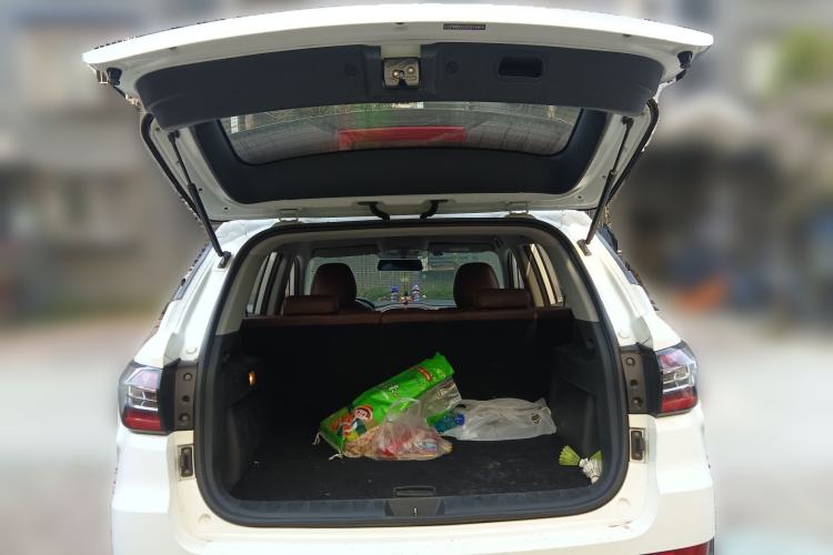 Used Brilliance V6 2018 1.5T Automatic Luxury Model Trunk