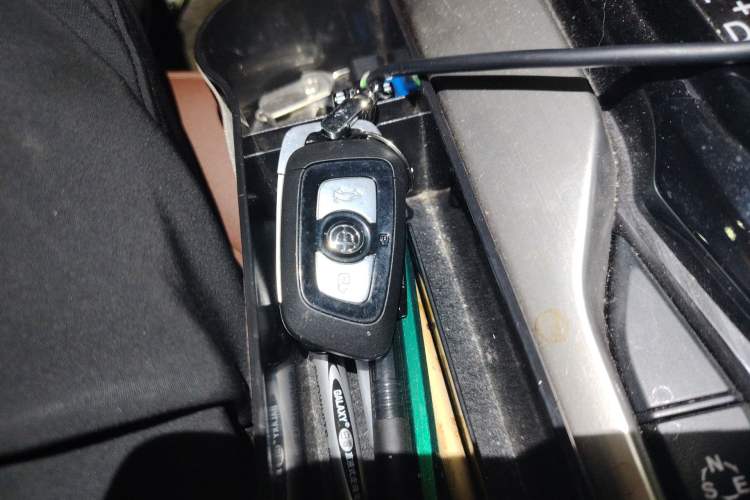 Used Brilliance V6 2018 1.5T Automatic Prestige Model Vehicle Key