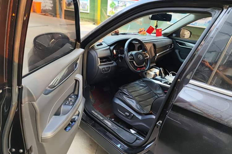 Used Brilliance V7 2018 280T DCT Luxury Model 5 Seats Driver Seat