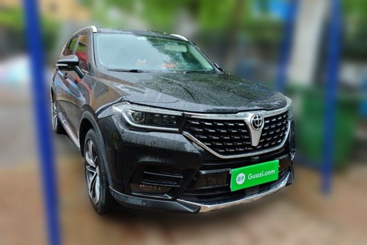 Used Brilliance V7 2018 280T DCT Prestige 5-Seater Front Right 45 Deg