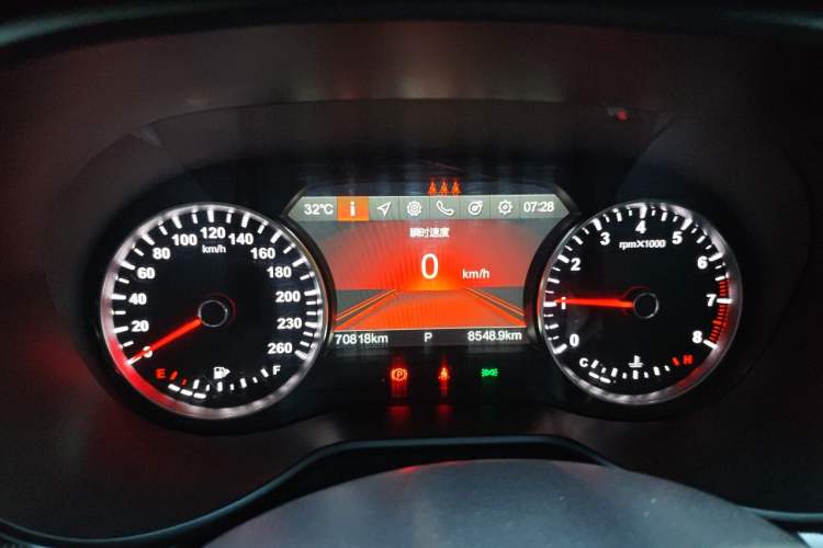 Used Brilliance V7 2018 280T DCT Luxury Model 5 Seats Instrument Cluster