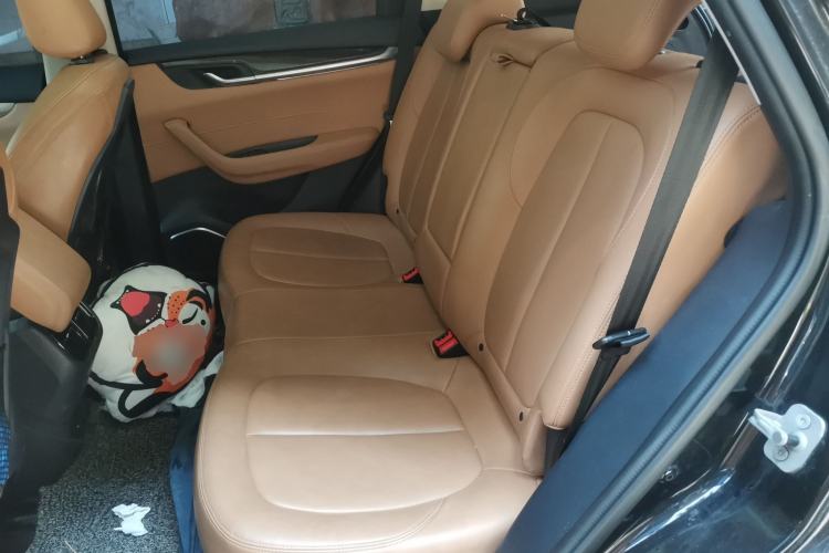 Used Brilliance V7 2018 280T DCT Luxury Model 5 Seats Left Rear Seat