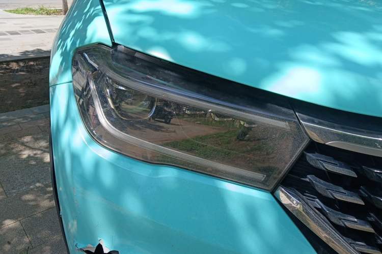 Used Brilliance V7 2018 280T DCT Flagship 7-Seater Right Front Headlight