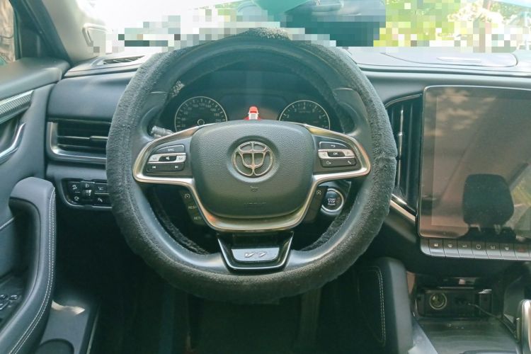 Used Brilliance V7 2018 280T DCT Flagship 7-Seater Steering Wheel
