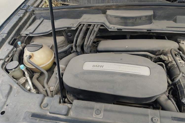 Used Brilliance V7 2018 280T DCT Prestige 5-Seater Engine Bay Right