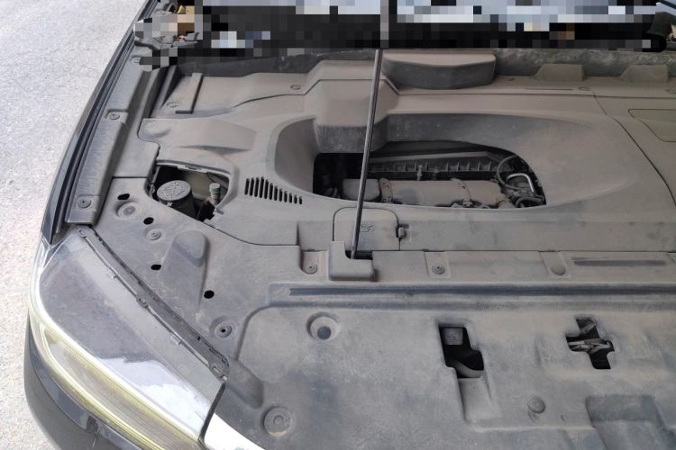 Used Brilliance V7 2018 280T DCT Prestige 5-Seater Engine Bay Right