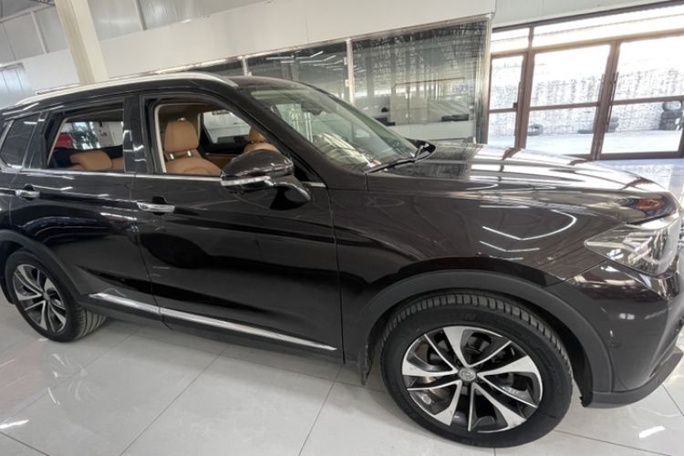 Used Brilliance V7 2018 280T DCT Flagship 7-Seater Exterior 6