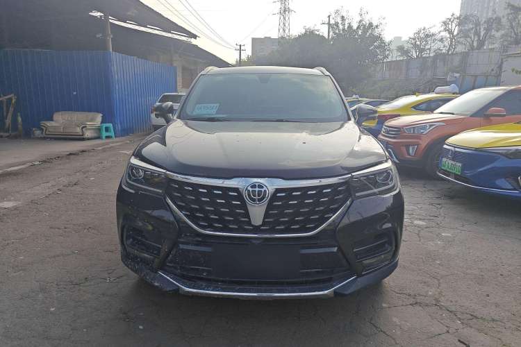 Used Brilliance V7 2018 280T DCT Luxury Model 5 Seats Front