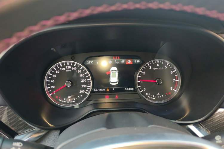 Used Brilliance V7 2018 280T DCT Luxury Model 5 Seats Instrument Cluster