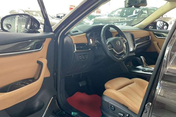 Used Brilliance V7 2018 280T DCT Flagship 7-Seater Interior 7