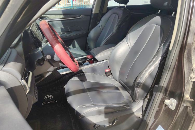 Used Brilliance V7 2018 280T DCT Prestige 5-Seater Left Front Seat