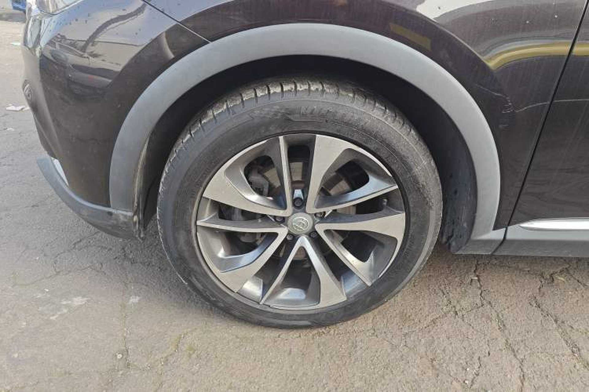 Used Brilliance V7 2018 280T DCT Luxury Model 5 Seats Left Front Wheel Hub