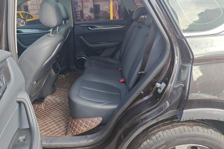 Used Brilliance V7 2018 280T DCT Luxury Model 5 Seats Left Rear Seat