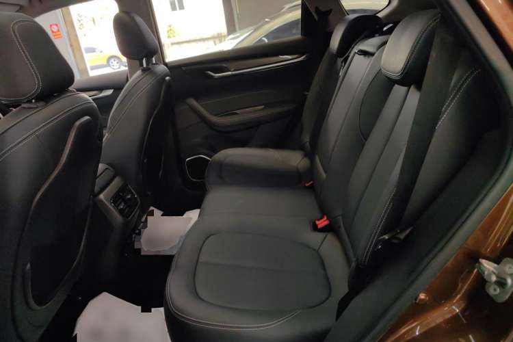 Used Brilliance V7 2018 280T DCT Luxury Model 5 Seats Left Rear Seat