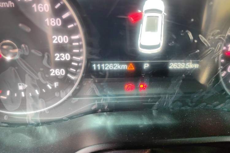 Used Brilliance V7 2018 280T DCT Prestige 5-Seater Odometer Close Up
