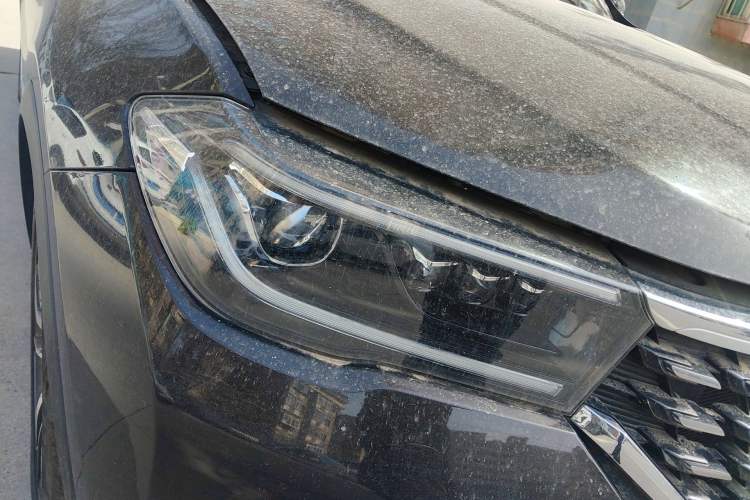 Used Brilliance V7 2018 280T DCT Prestige 5-Seater Right Front Headlight