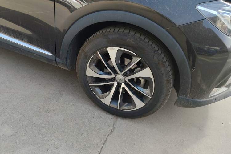 Used Brilliance V7 2018 280T DCT Prestige 5-Seater Right Front Wheel Hub