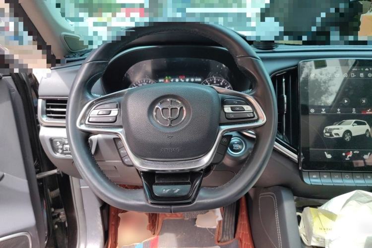 Used Brilliance V7 2018 280T DCT Prestige 5-Seater Steering Wheel