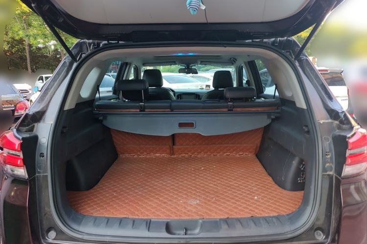 Used Brilliance V7 2018 280T DCT Luxury Model 5 Seats Trunk