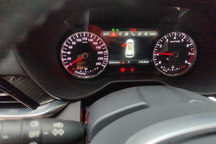 Used Brilliance V7 2018 280T DCT Prestige 5-Seater Odometer Close Up