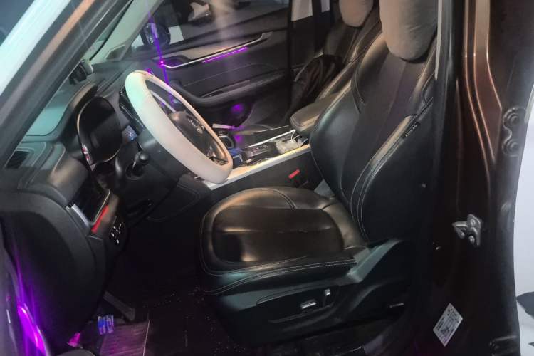 Used Brilliance V7 2018 280T Manual Luxury 5-Seater Left Front Seat