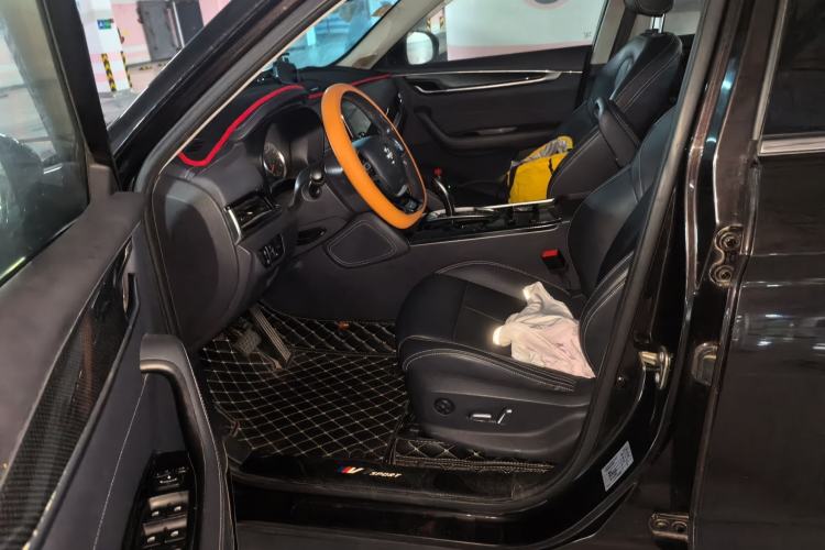 Used Brilliance V7 2018 280T DCT Prestige 5-Seater Driver Seat